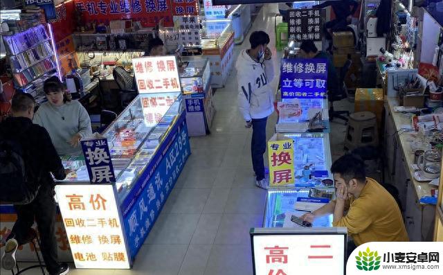 即将走上破产之路苹果手机竟遭人举报,揭开苹果手机造假的真相
