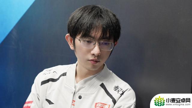 LPL历史首位完成5杀的选手诞生！AL队连续败给前4名强队，“回归”是否只是一场骗局？
