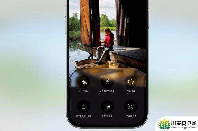 iOS 26正式推出:全新液态玻璃风格UI设计大更新
