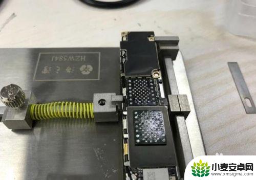 手机系统怎么换硬盘 iPhone 6s手机16G升级128G硬盘