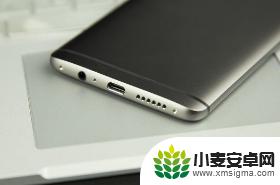 一加手机下面的孔 一加手机耳机接口在哪里