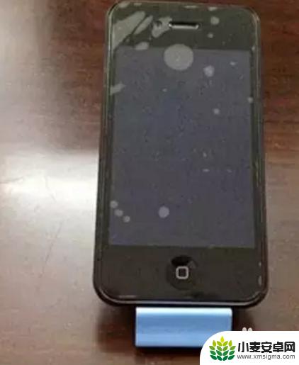 如何做个家用手机支架 手机支架制作材料