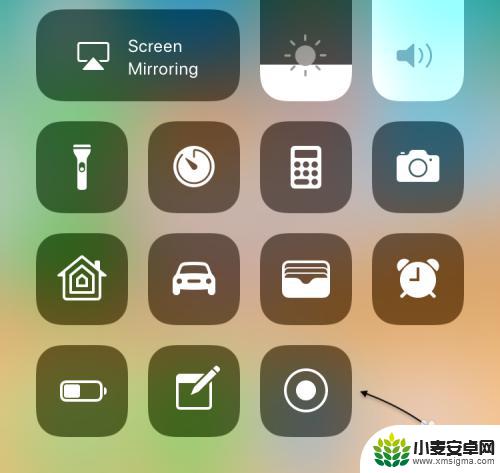 如何录制视频软件手机苹果 怎样在苹果手机上录制屏幕视频 iOS11版本中的操作方法