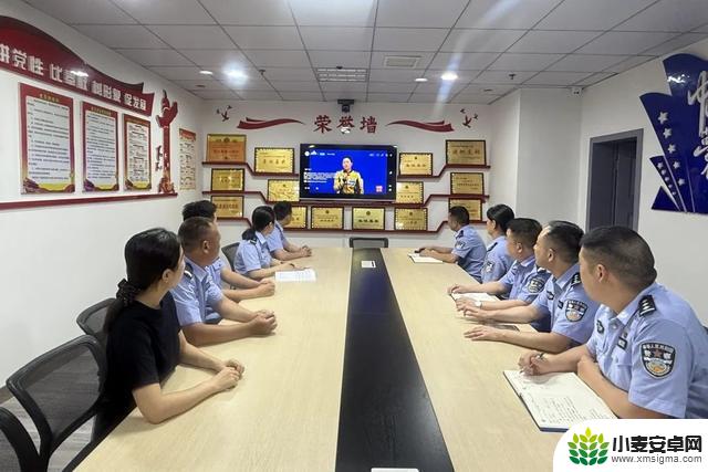 四川公安举办“新征程上的奋斗者”中外记者见面会,受热烈欢迎!